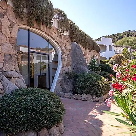 Hotel W Sardinia - Poltu Quatu 5*