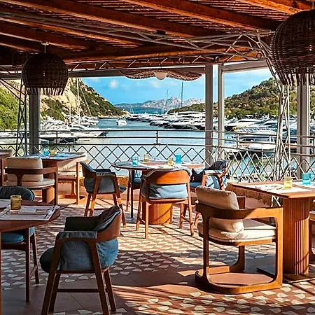 Hotel W Sardinia - Poltu Quatu