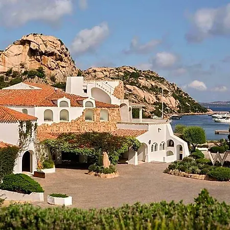 W Sardinia - Poltu Quatu 5* Baja Sardinia