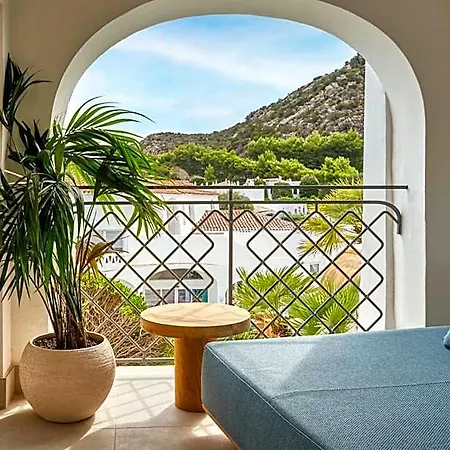 Hotel W Sardinia - Poltu Quatu